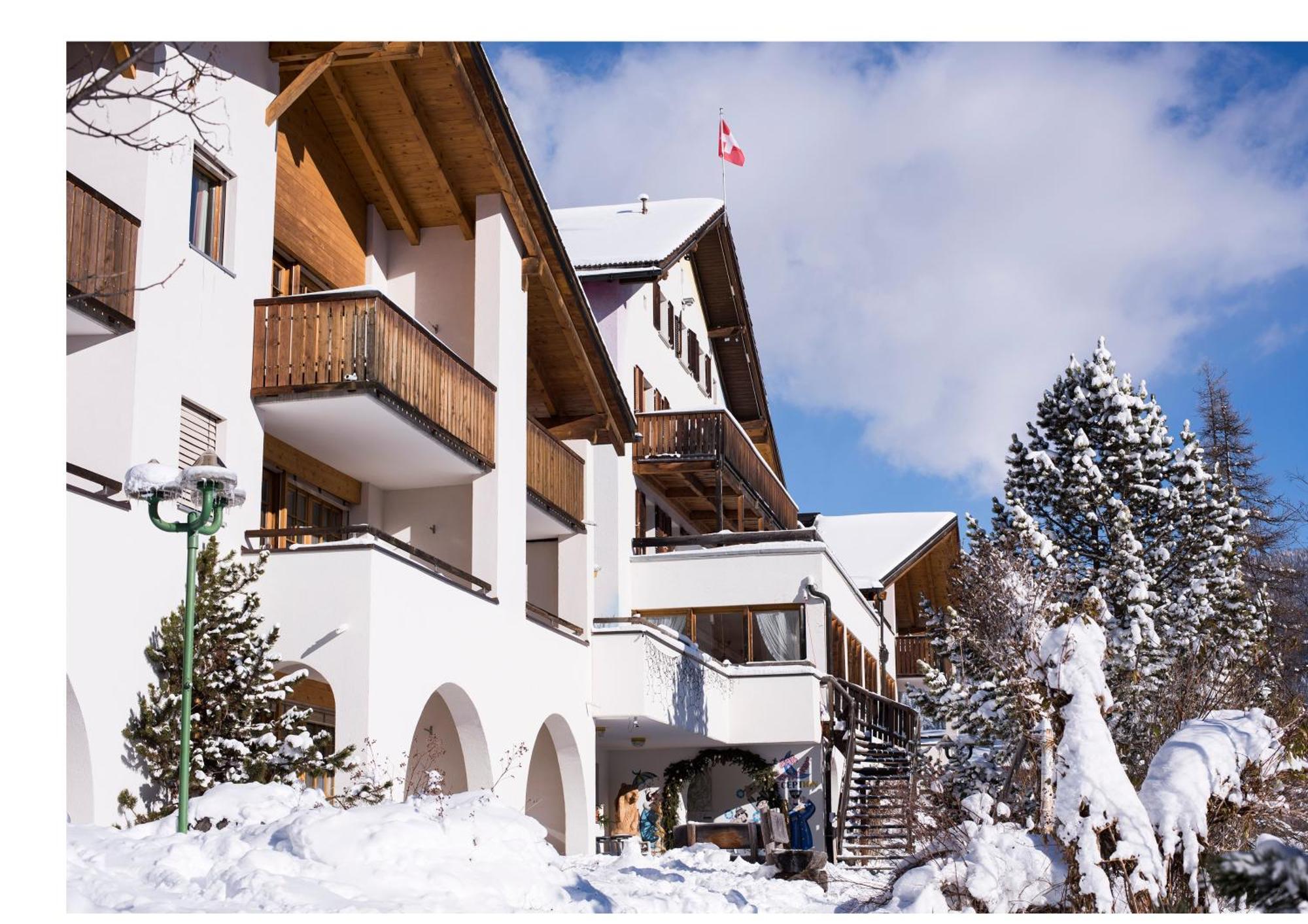 Aparthotel Muchetta Wiesen Exterior foto